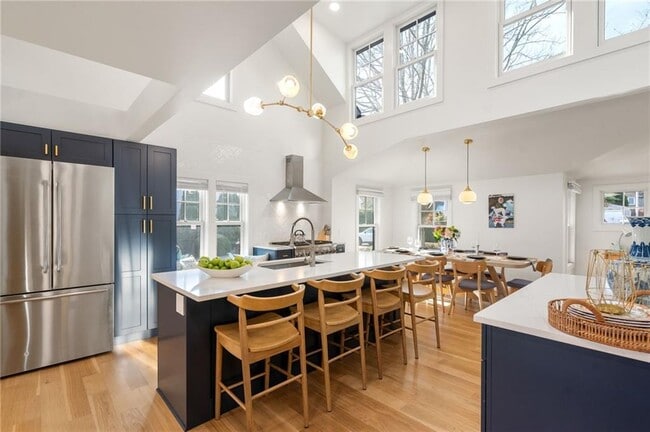 property at 14 Robinson St
