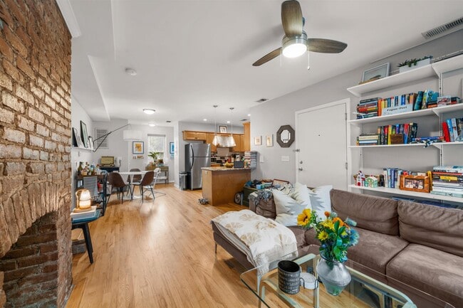 118 Coles St in Jersey City, NJ - Building Photo - Building Photo