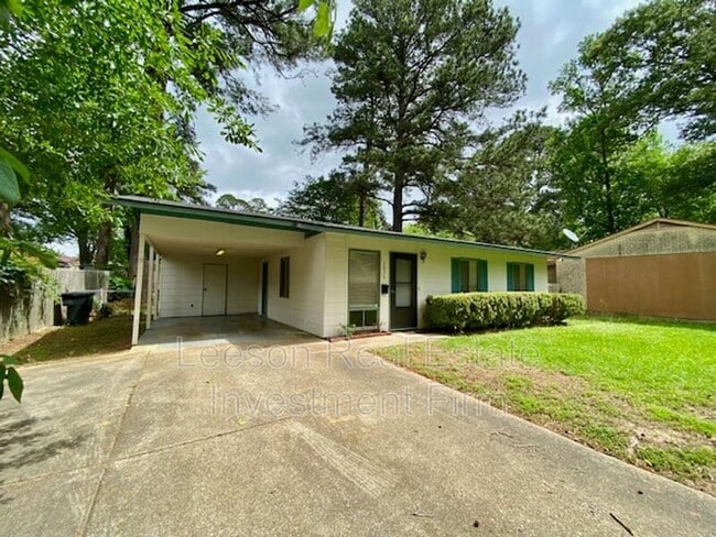 2838 Smithfield Rd in Shreveport, LA - Building Photo - Building Photo