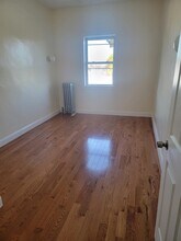 100 LINDEN Ave in Jersey City, NJ - Building Photo - Building Photo