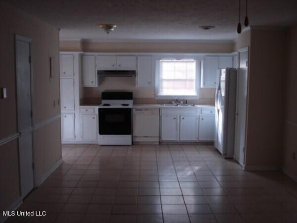 5301 Ridgewood Rd in Jackson, MS - Foto de edificio - Building Photo