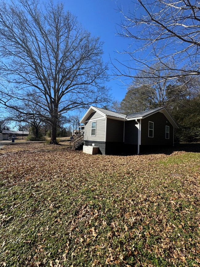 275 W 6th St in Oxford, AL - Building Photo - Building Photo