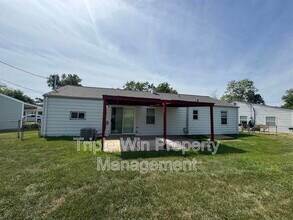 6403 Inlet Ct in Affton, MO - Building Photo - Building Photo