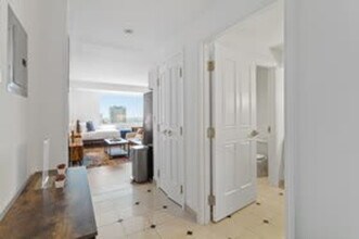 810 Pacific Ave in Atlantic City, NJ - Building Photo - Building Photo