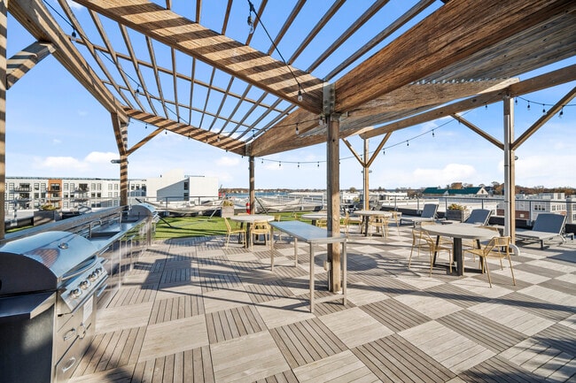 19 Day St in Norwalk, CT - Building Photo - Building Photo