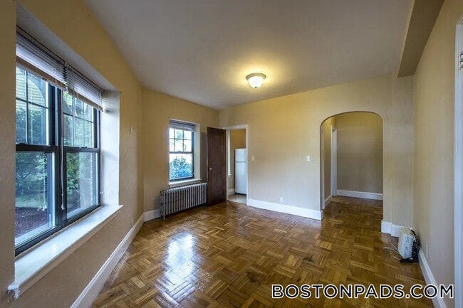 2 Elmwood Ave
