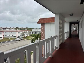 1310 NW 43rd Ave in Lauderhill, FL - Building Photo - Building Photo