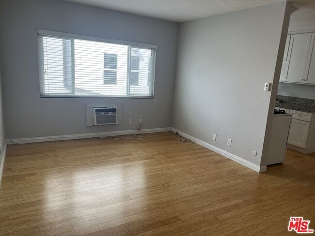 property at 233 N Park View St