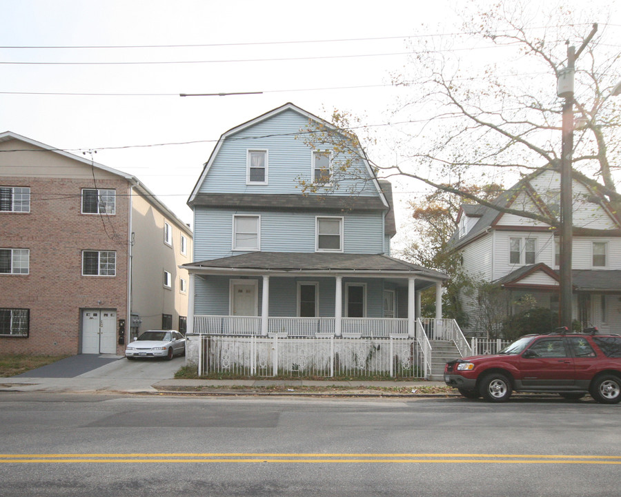 14-28 Beach Channel Dr in Far Rockaway, NY - Building Photo