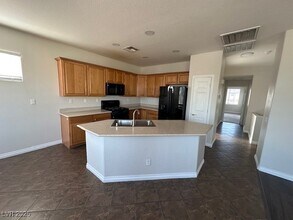 3041 E Austin Pale Ave in North Las Vegas, NV - Building Photo - Building Photo