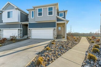 2582 E 600 N in Spanish Fork, UT - Building Photo - Building Photo