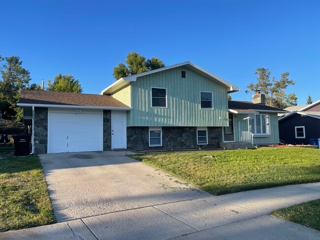 property at 114 E Liberty St