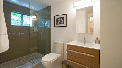 706 NE 5th St in Fort Lauderdale, FL - Building Photo - Building Photo