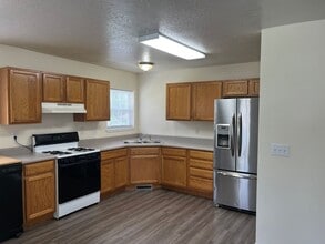 1142 W Lynn St in Springfield, MO - Building Photo - Building Photo