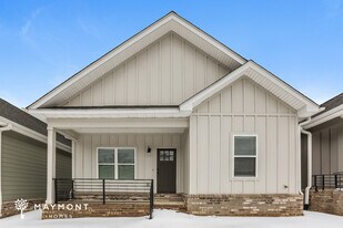 16305 Taylor Loop Rd in Little Rock, AR - Building Photo