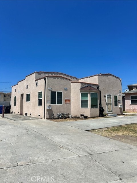 property at 1713 Redondo Blvd