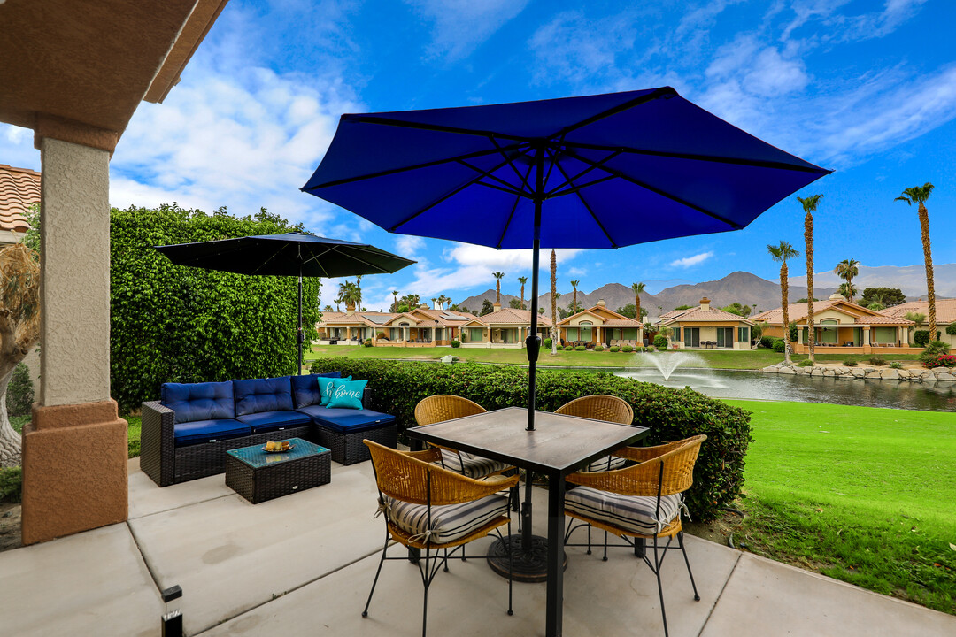 76747 Minaret Way, Unit The Perfect Oasis -Views in Palm Desert, CA - Foto de edificio