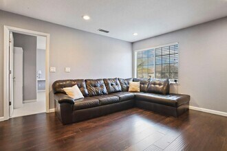 1342 Windsong Dr in Tracy, CA - Building Photo - Building Photo