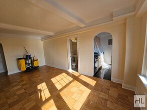 Studio with Hudson River Views | 12th Floo in New York, NY - Building Photo - Building Photo