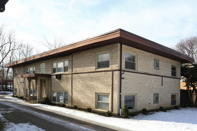 340 Lincoln Ct in Addison, IL - Foto de edificio - Building Photo