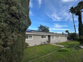 1650 Farm Bureau Rd in Concord, CA - Building Photo