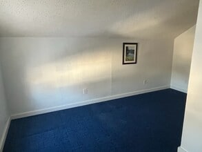 318 S Bailey St, Unit B in Romeo, MI - Foto de edificio - Building Photo