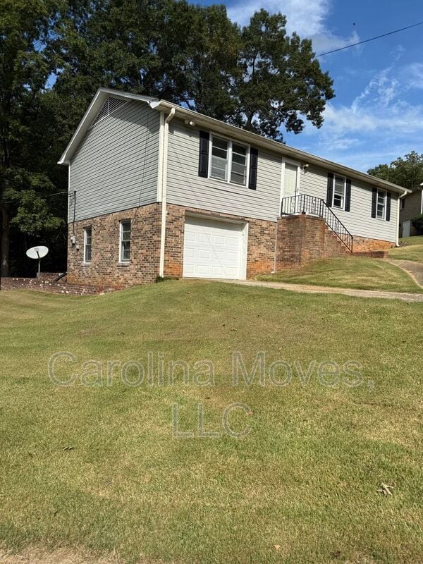 129 Darby Ct in Taylors, SC - Building Photo - Building Photo