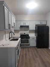 5701 S Winchester Ave in Chicago, IL - Building Photo - Building Photo