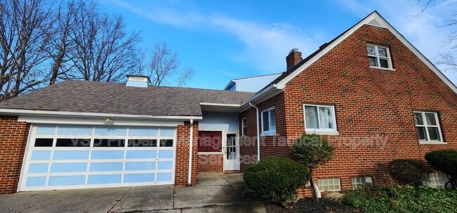 property at 21329 Lakeshore Blvd