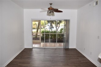 4645 St Croix Ln-Unit -1316 in Naples, FL - Foto de edificio - Building Photo