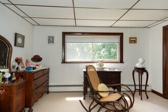 14 Summit Ave, Unit 5 in Somerville, MA - Foto de edificio - Building Photo