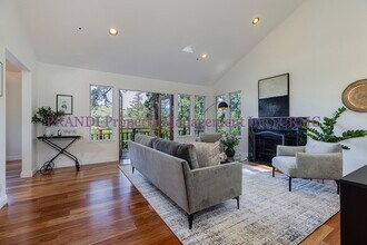 25 Fir Ave in Woodacre, CA - Building Photo - Building Photo