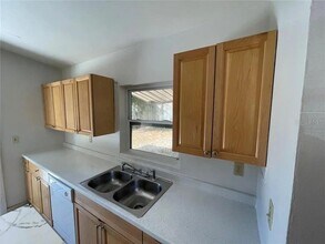 206 Poinciana Cir in Kissimmee, FL - Foto de edificio - Building Photo