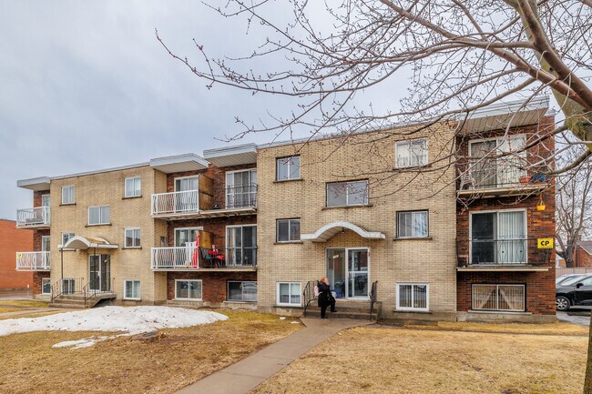 1850 Albert-Murphy Av in Laval, QC - Building Photo - Building Photo