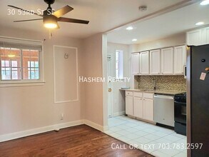 30 53rd St SE in Washington, DC - Foto de edificio - Building Photo