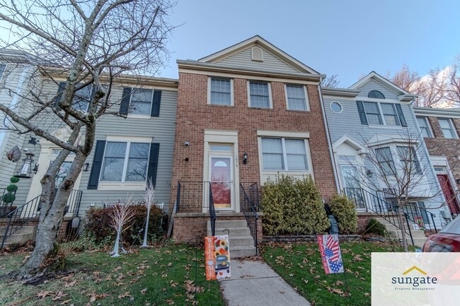 property at 1016 Arborwood Pl