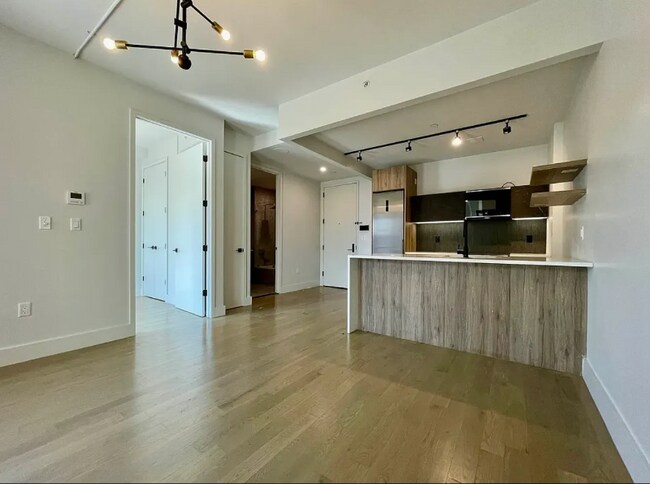 885 Rogers Ave in Brooklyn, NY - Building Photo - Building Photo