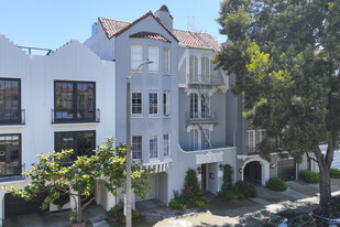 2235 Beach St in San Francisco, CA - Building Photo