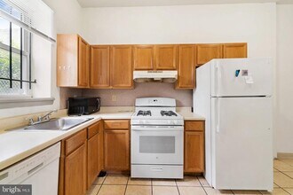 2116 N Carlisle St in Philadelphia, PA - Building Photo - Building Photo
