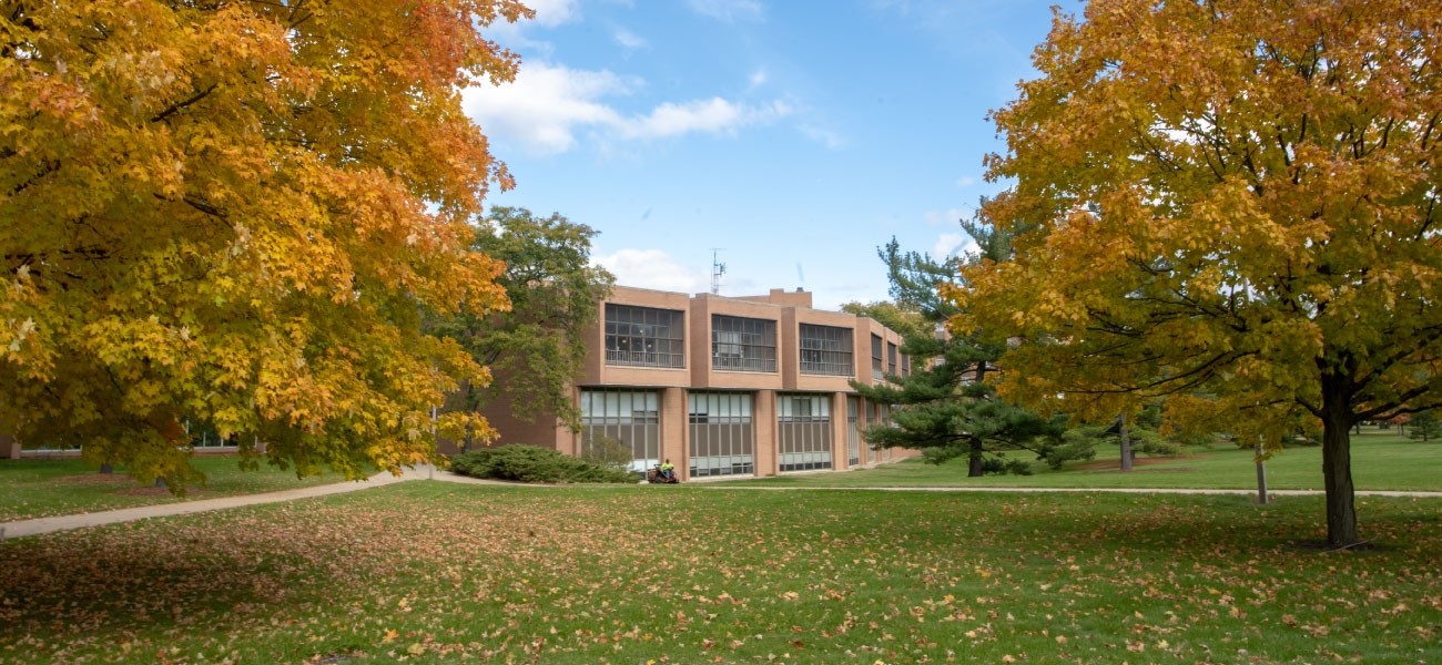 Holden Hall in East Lansing, MI - Building Photo