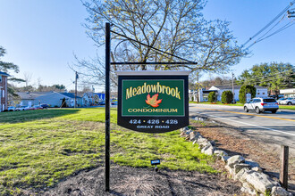 Meadowbrook Condominiums in Acton, MA - Foto de edificio - Other