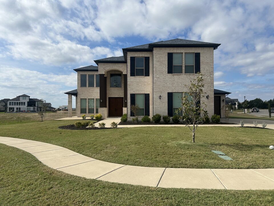 1801 Canal Ct in Heath, TX - Foto de edificio