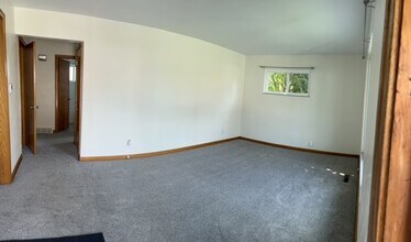 308 40th St in Vienna, WV - Building Photo - Building Photo