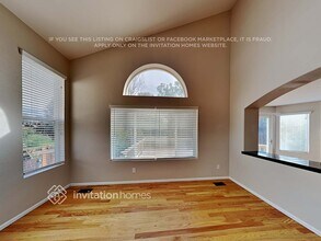 2812 S Walden Way in Aurora, CO - Building Photo - Building Photo