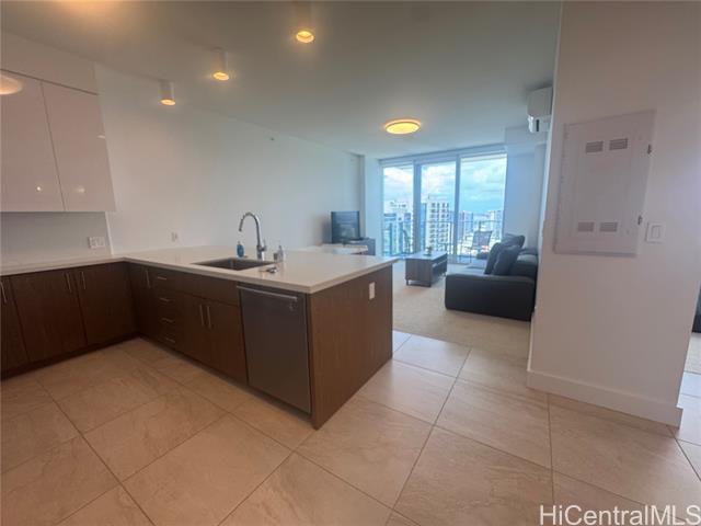 property at 629 Ke’eaumoku St