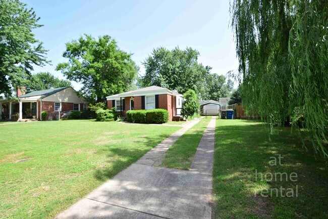 4718 E 8th St in Tulsa, OK - Building Photo - Building Photo