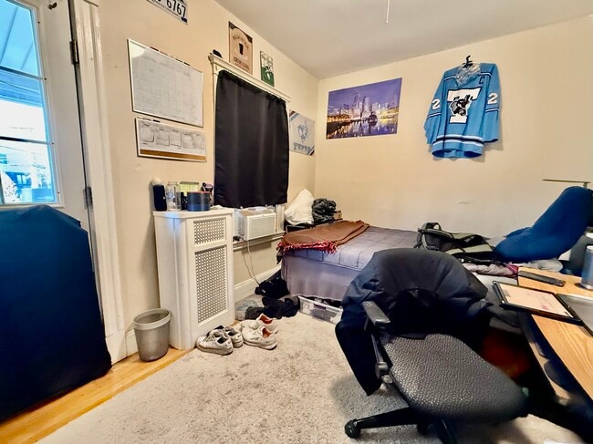 112 College Ave, Unit 2T