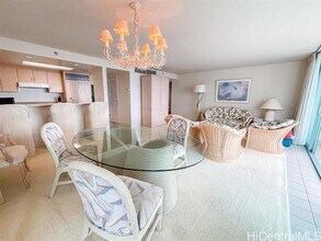 1341 Kapiolani Blvd in Honolulu, HI - Building Photo - Building Photo