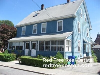 property at 14 Lincoln Rd