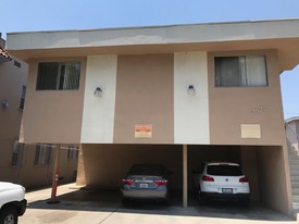 2677 Orchard Ave Apartamentos